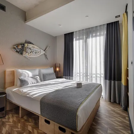 Apart Otel Trend Cycle