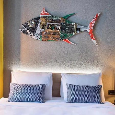 Apart Otel Trend Cycle *