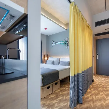 Trend Cycle Apart Otel *